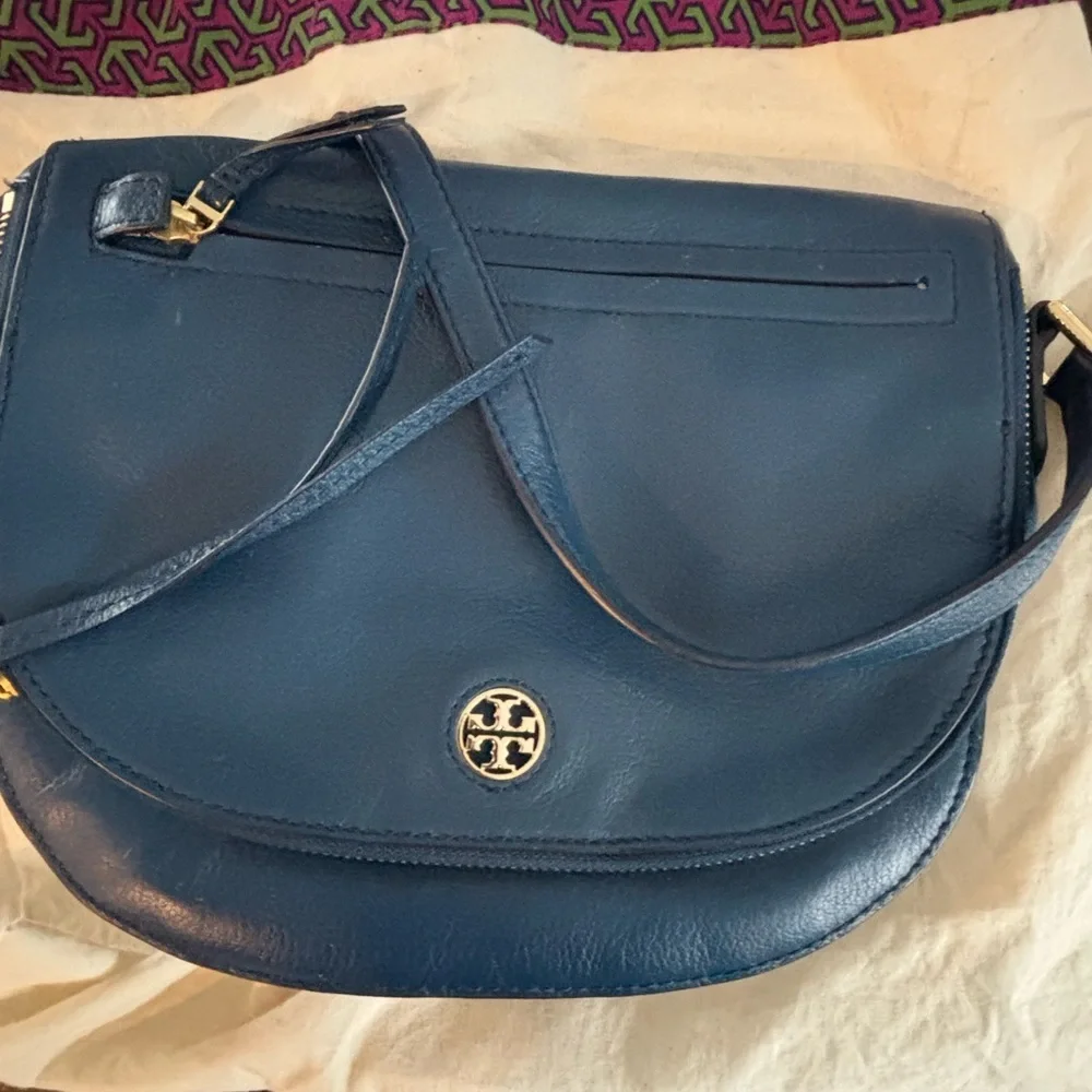 Tory Burch Brody Leather Saddle Bag Retail $450